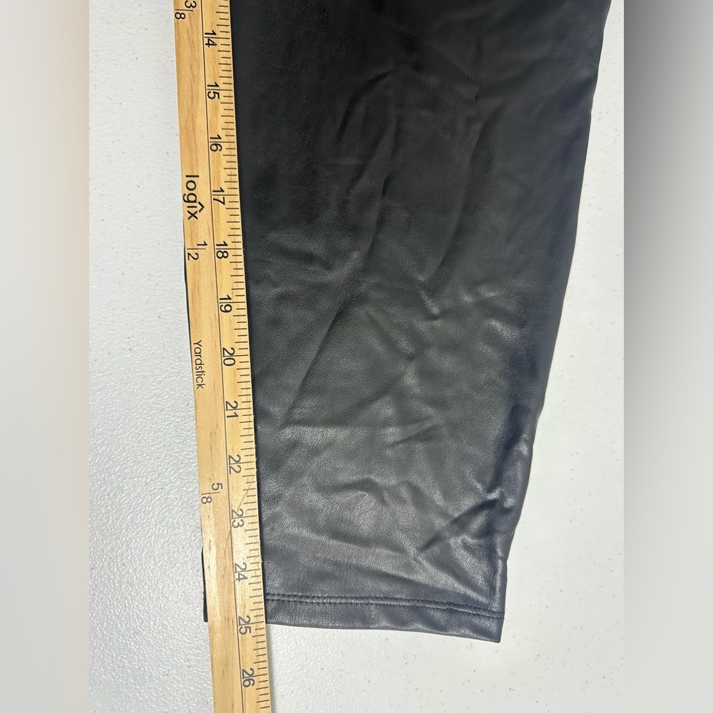 Torrid Size 4 (4X) Plus Womens Black Faux Leather Casual Pull On Leggings - Picture 9 of 12